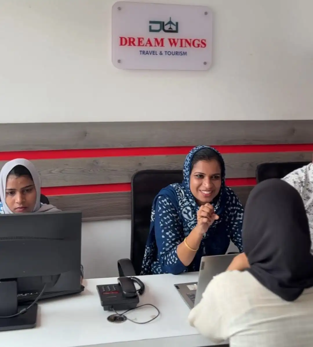 Internet Marketing Academy learners communicating with a client to plan digital marketing strategy and execution